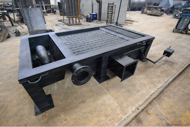 Топка ручная с поворотными колосниками котла КВм 1.25